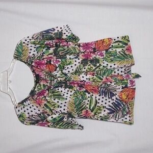 Melissa Paige Petite floral Blouse